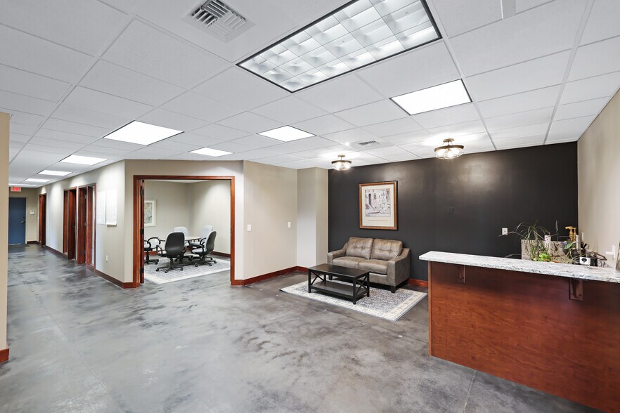 More Photos Of 1131 E Westview Ct, Spokane Medical For Lease