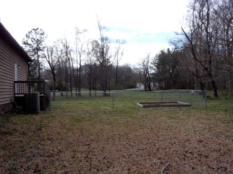 More Photos Of 925 Ophir Ave, Troy Daycare Center For Sale