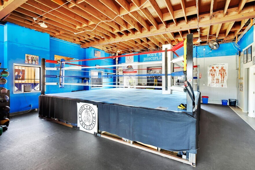 More Photos Of 7955-7959 Broadway, Lemon Grove Storefront For Sale