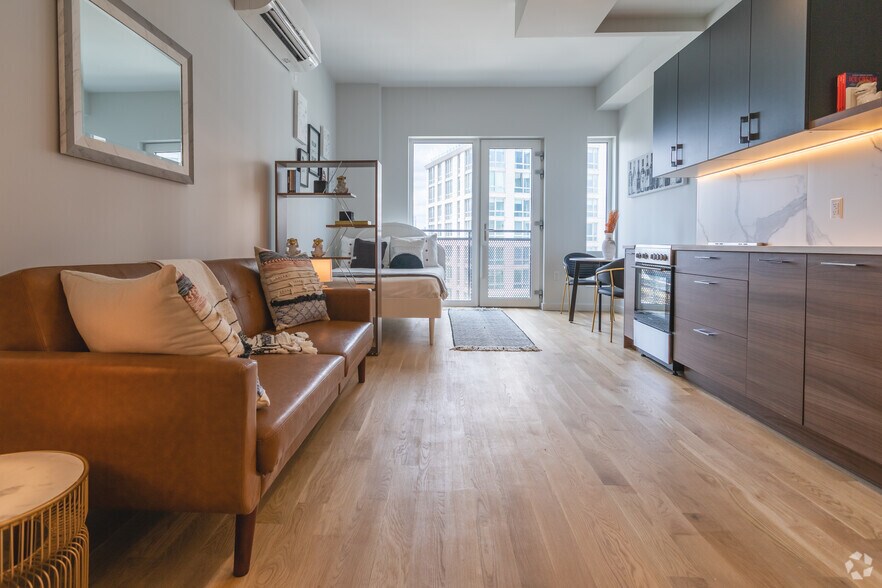 More Photos Of 45-67 Davis St, Long Island City Apartments For Lease