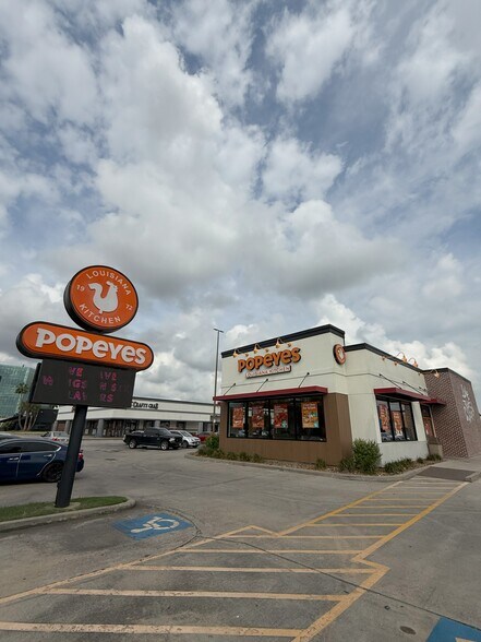 More Photos Of 11312 Westheimer Rd, Houston Unknown For Sale