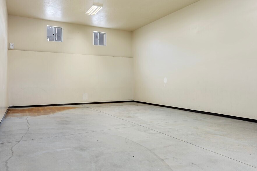 More Photos Of 1451 W 5175 S, Riverdale Light Distribution For Lease