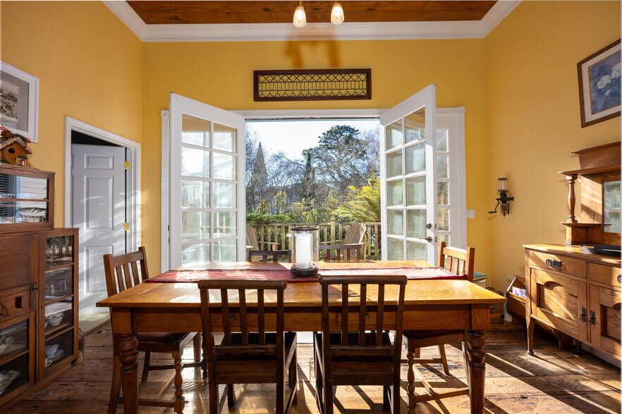 More Photos Of 393 Stage Rd, Pescadero Hospitality For Sale