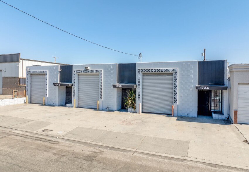 More Photos Of 1734-1742 Hayes Ave, Long Beach Warehouse For Sale