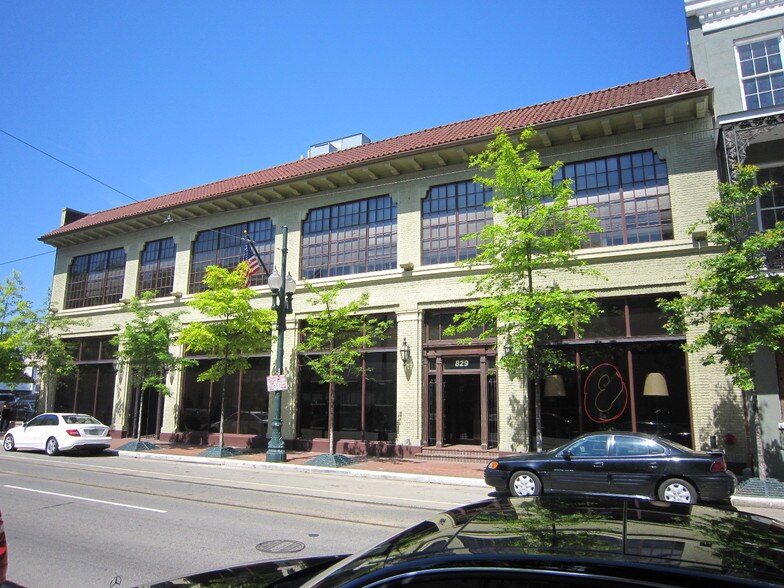 Primary Photo Of 829-839 St Charles Ave, New Orleans Office For Sale