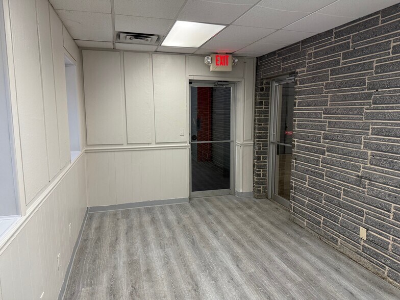 More Photos Of 774 Forrest St NW, Atlanta Warehouse For Lease