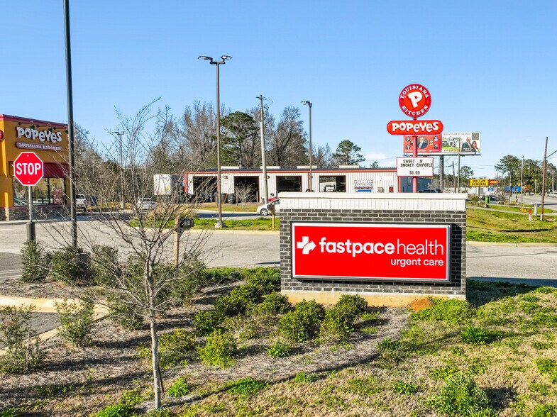 More Photos Of 4005 N College Ave, Jackson Freestanding For Lease