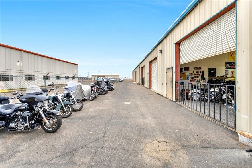 More Photos Of 1839 Thunderbolt Dr, Porterville Warehouse For Lease