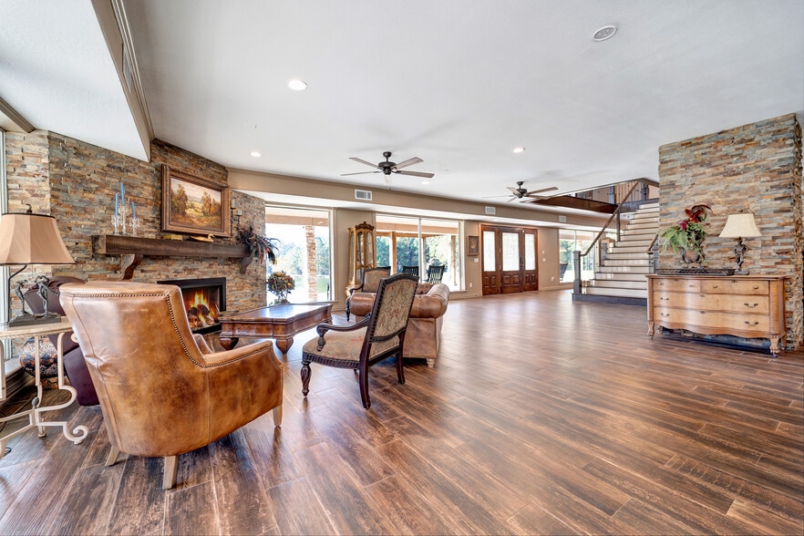 More Photos Of 5607 Sapp Rd, Conroe Lodge Meeting Hall For Sale