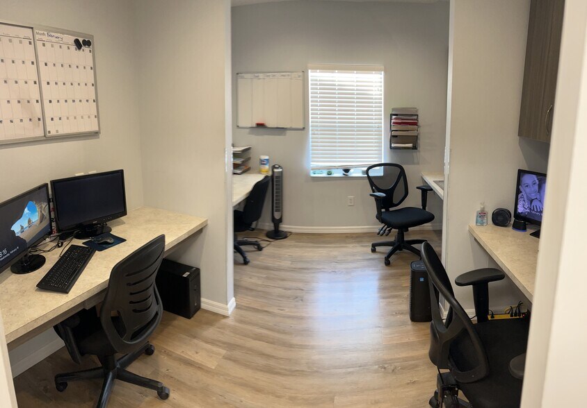 More Photos Of 1104 Kyle Wood Ln, Brandon Medical For Sale