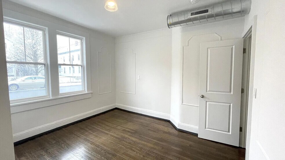 More Photos Of 514 State St, Hudson Apartments For Sale