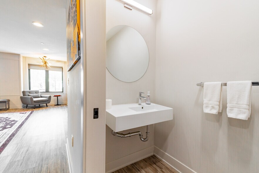 More Photos Of 830 Henry St, Ann Arbor Apartments For Sale