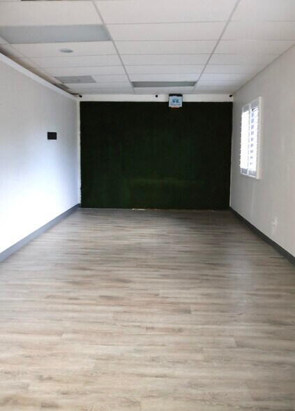 More Photos Of 13555 Automobile Blvd, Clearwater Medical For Lease