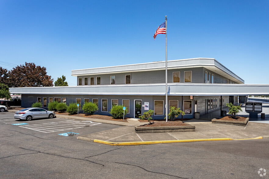 Primary Photo Of 2201-2207 NE Columbia Blvd, Portland Office For Lease