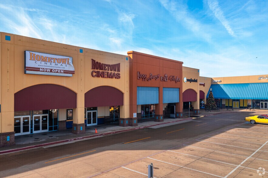 More Photos Of 301 Tanger Dr, Terrell Unknown For Lease