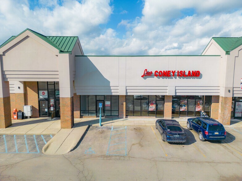 More Photos Of 26842-27000 Telegraph Rd, Flat Rock Storefront For Lease