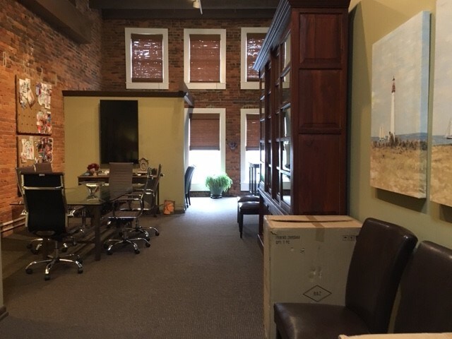 More Photos Of 338-340 Main St, Franklin Storefront Retail Office For Lease