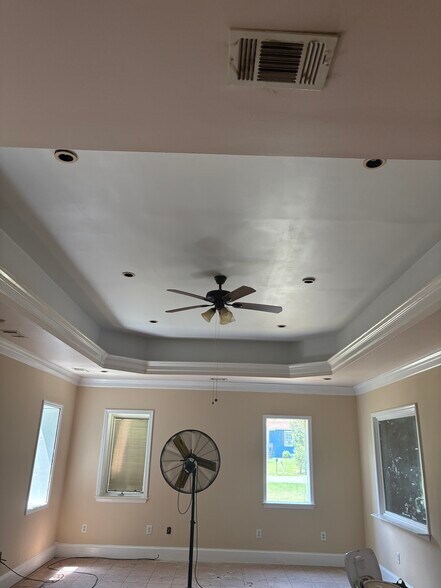 More Photos Of 619 Marcus St, Dublin Light Distribution For Sale