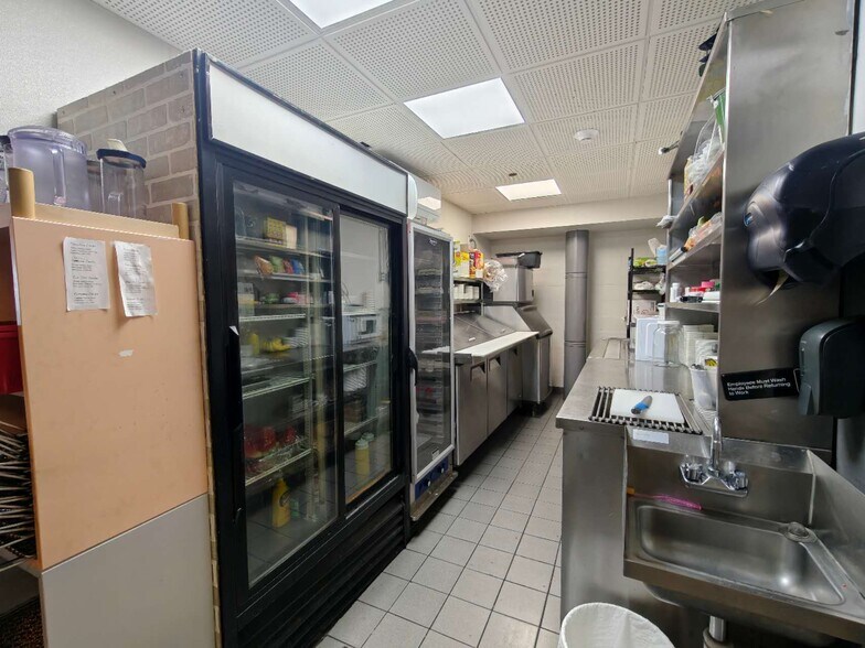 More Photos Of 2074 Jericho Tpke, East Northport Restaurant For Sale