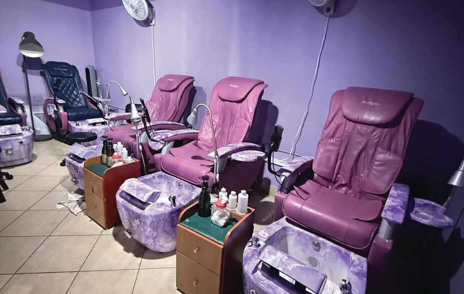 More Photos Of 2946-2956 Eastlake Ave E, Seattle Apartments For Sale