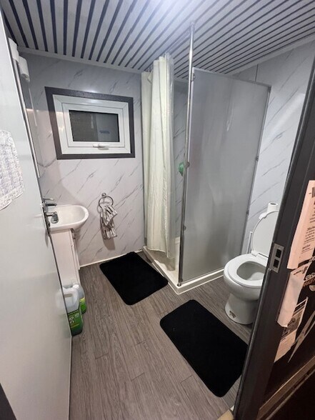 More Photos Of 31-33 Railroad Ave, Westerly Storefront Retail Office For Sale