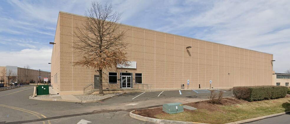 Primary Photo Of 76 Carter Dr, Edison Warehouse For Lease