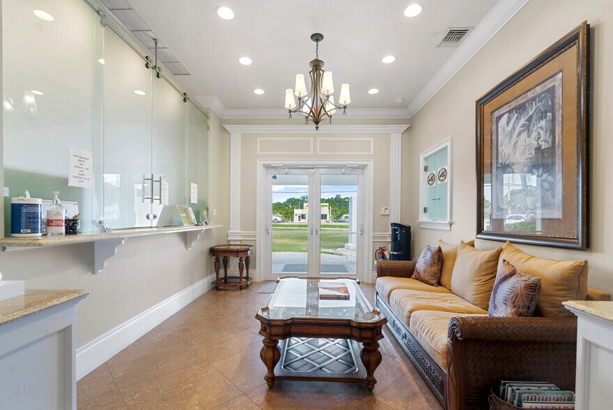 More Photos Of 102920 Overseas Hwy, Key Largo Office Residential For Sale