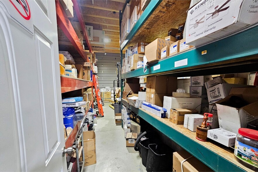 More Photos Of 2920 Ellwood Dr SW, Edmonton Warehouse For Sale