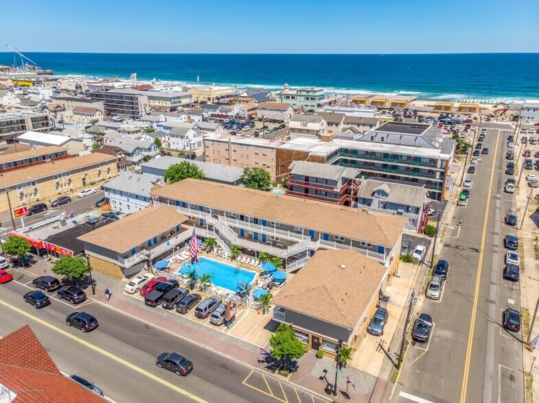 Primary Photo Of 2-16 Boulevard, Seaside Heights Apartments For Sale