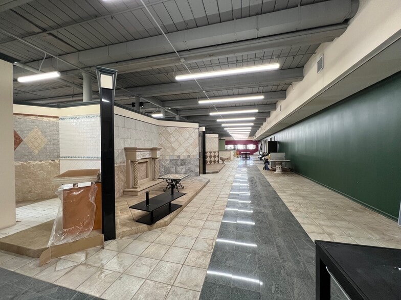 More Photos Of 224 Stockton St, Phillipsburg Showroom For Lease