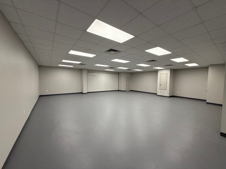 More Photos Of 5045 Ambassador Row, Corpus Christi Industrial For Sale