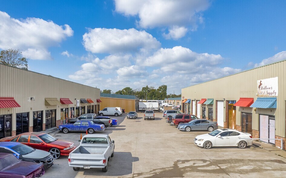 More Photos Of 6134 Airline Dr, Houston Unknown For Lease