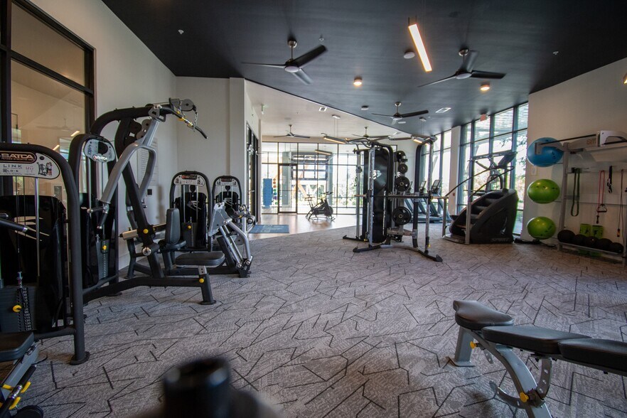 More Photos Of 234 E Mitchell Hammock Rd, Oviedo Apartments For Lease