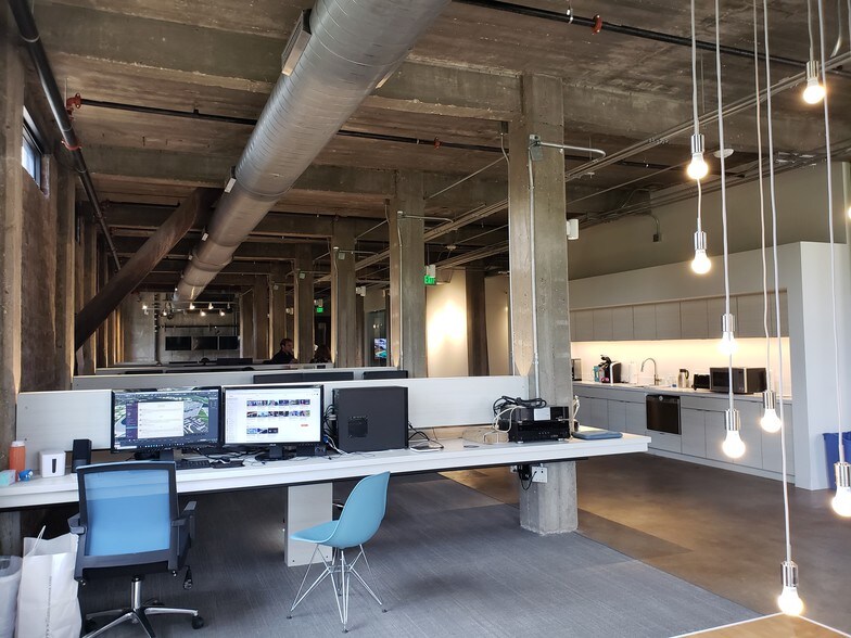 More Photos Of 220 SE 4th St, Oklahoma City Office For Sale