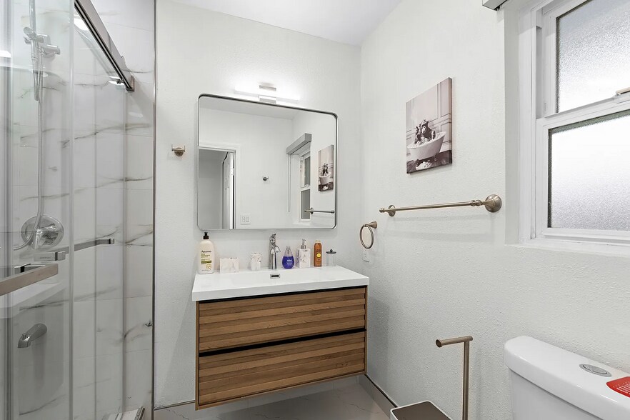 More Photos Of 8222 Pershing Dr, Playa Del Rey Multifamily For Sale