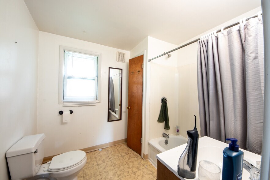 More Photos Of 571 Southside Dr, Oneonta Apartments For Sale