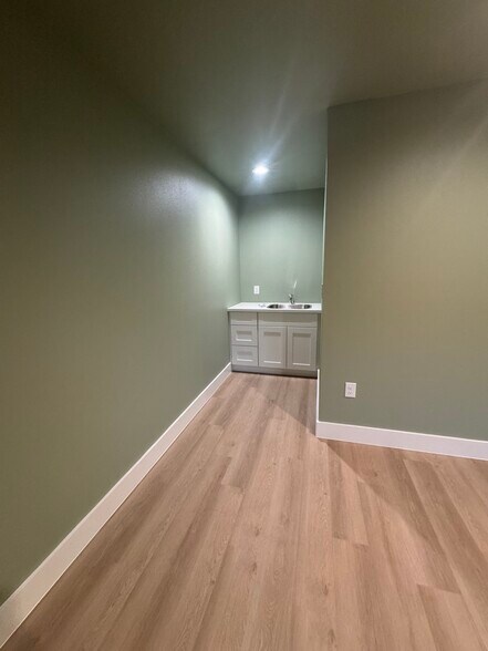 More Photos Of 626 FM 1863, New Braunfels Healthcare For Lease