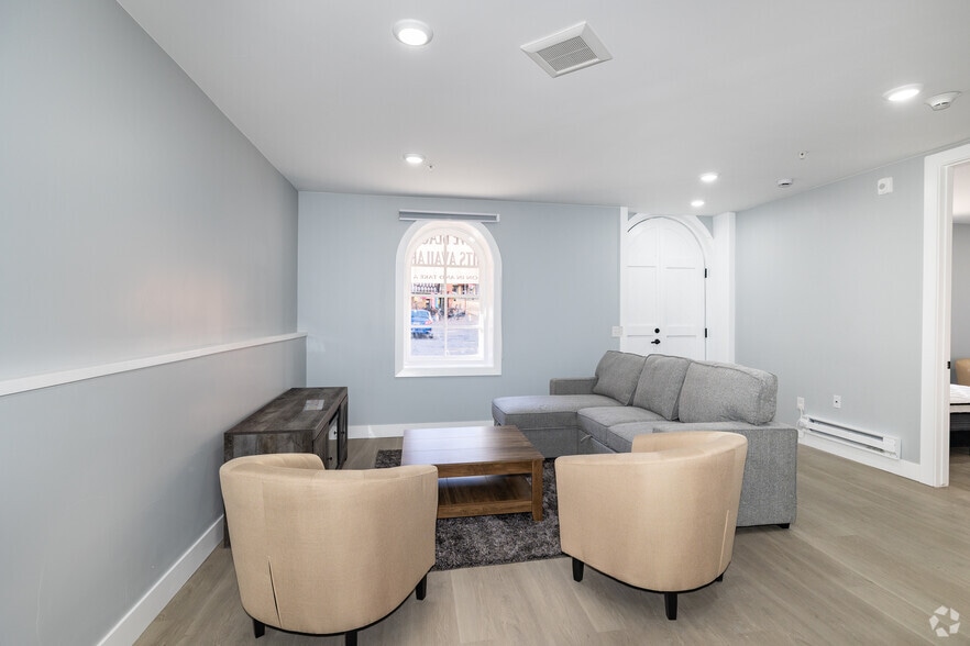 More Photos Of 101 Gregory St, Central City Apartments For Sale