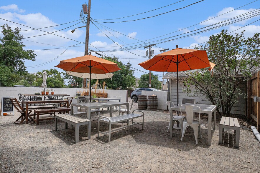 More Photos Of 5218-5220 W 25th Ave, Edgewater Apartments For Sale