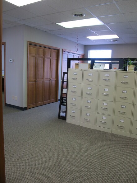 More Photos Of 4505 N Illinois St, Swansea Office For Lease