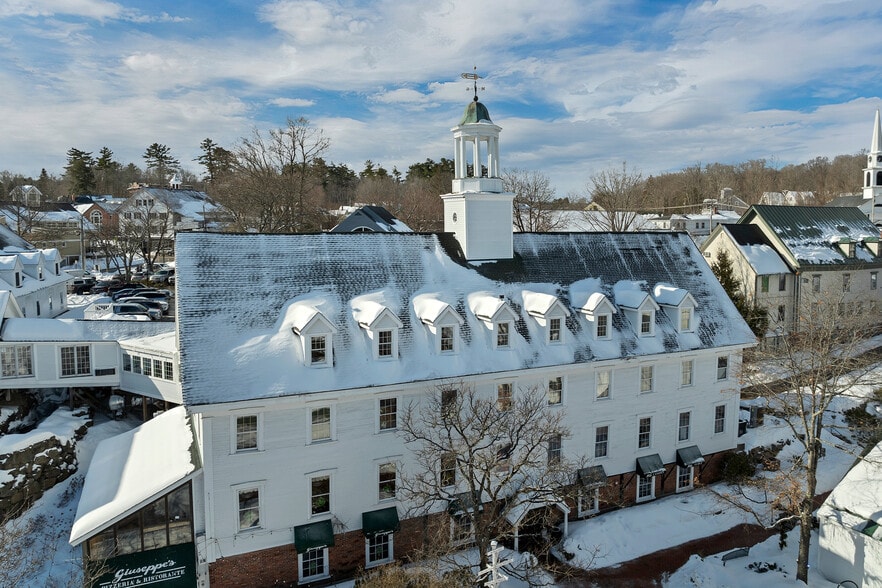 Primary Photo Of 312 Daniel Webster Hwy, Meredith Hotel For Lease