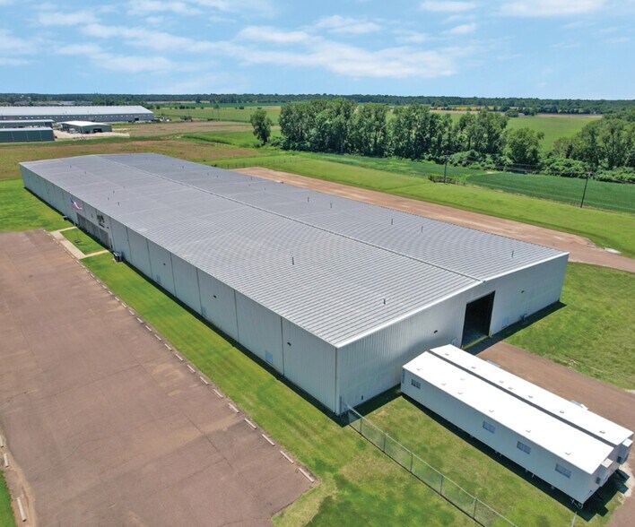 Primary Photo Of 1706 Cypress Ave, Greenwood Manufacturing For Sale