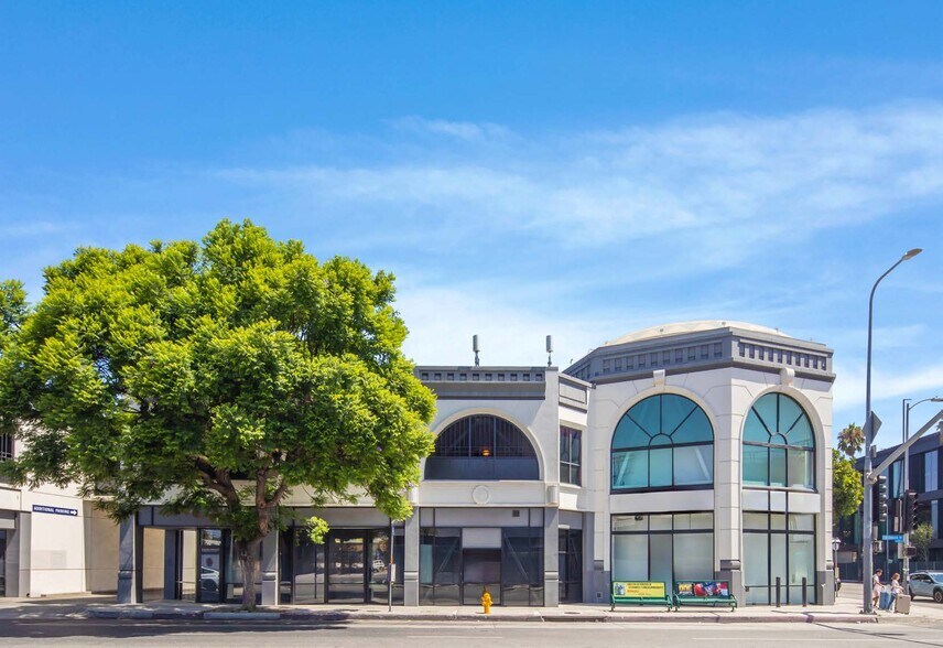 Primary Photo Of 2384-2390 Westwood Blvd, Los Angeles Unknown For Lease