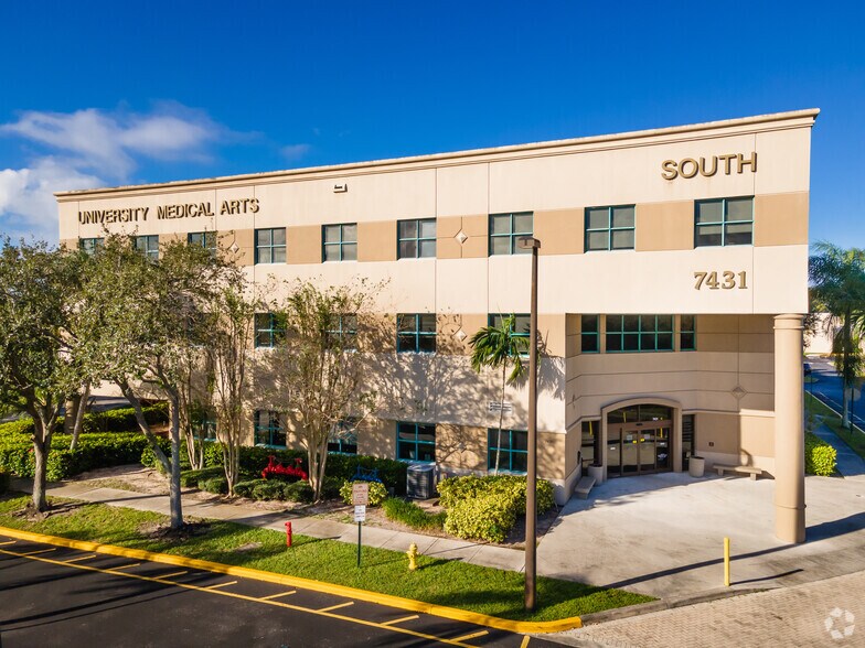 Primary Photo Of 7431 N University Dr, Tamarac Office For Sale