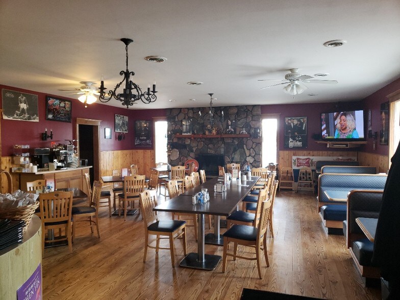 More Photos Of 10980 Dunnigan Rd, Emmett Restaurant For Sale