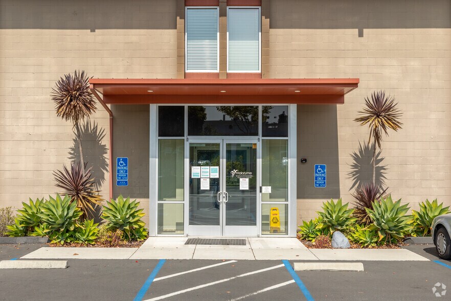 More Photos Of 11436 Sorrento Valley Rd, San Diego Office For Lease