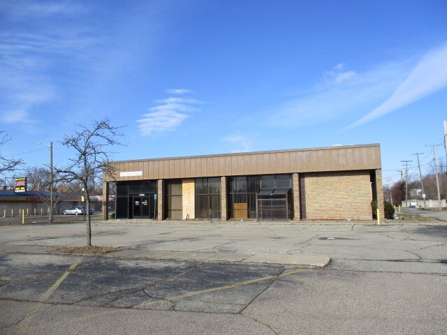 More Photos Of 12300 Morang Rd, Detroit Bank For Lease
