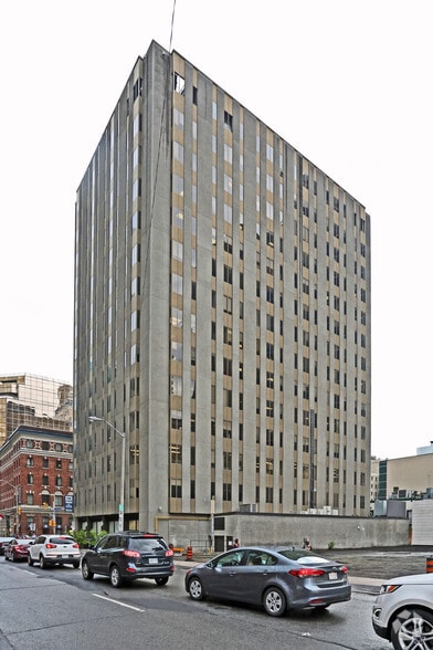 More Photos Of 170 Laurier Ave W, Ottawa Office For Lease