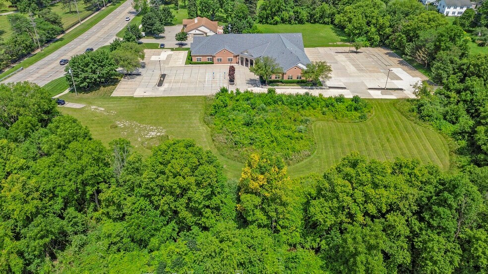 More Photos Of 38500 Garfield Rd, Clinton Township Land For Sale