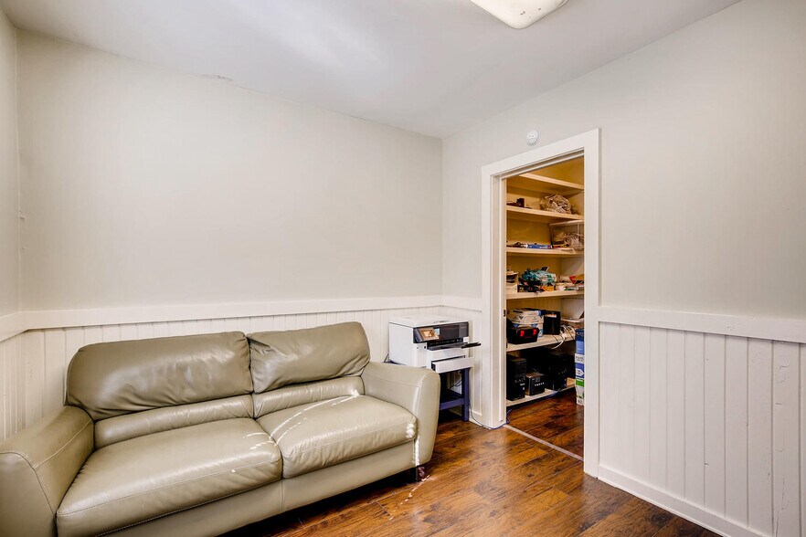 More Photos Of 2118 Oxford St, Austin Office For Lease
